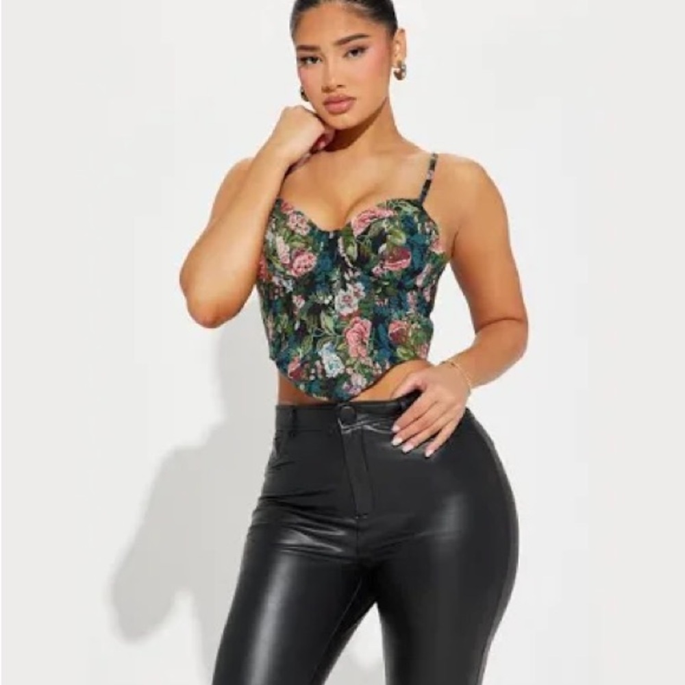 Fashion Nova print black multi straps crop zipped up front casual corset top
